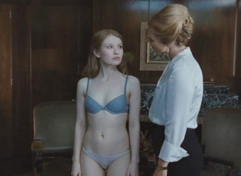Emily Browning nude. Photo - 11