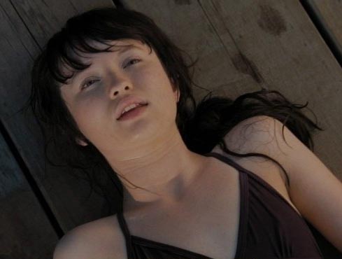 Emily Browning nude. Photo - 5