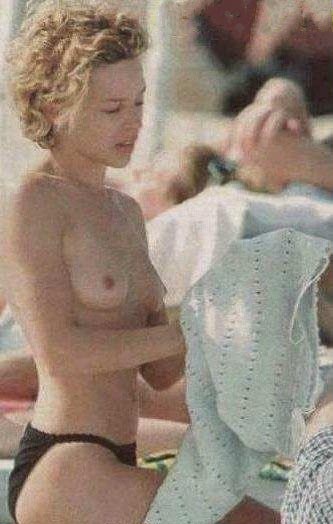 Kylie Minogue nude. Photo - 7