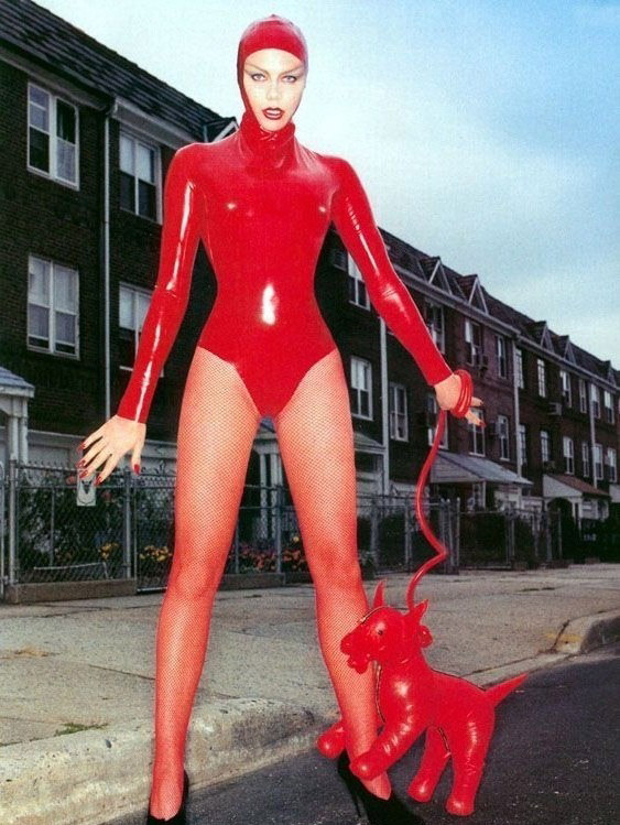 Peta Wilson nude. Photo - 17
