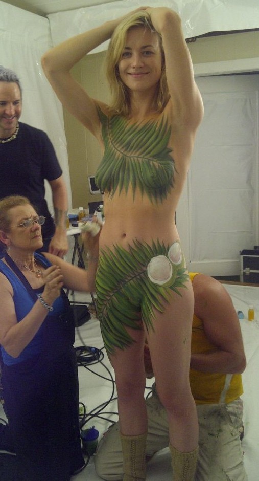 Yvonne Strahovski nude. Photo - 21