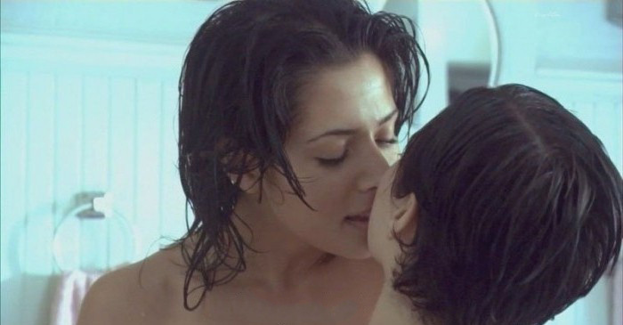 Mia Kirshner nude. Photo - 8