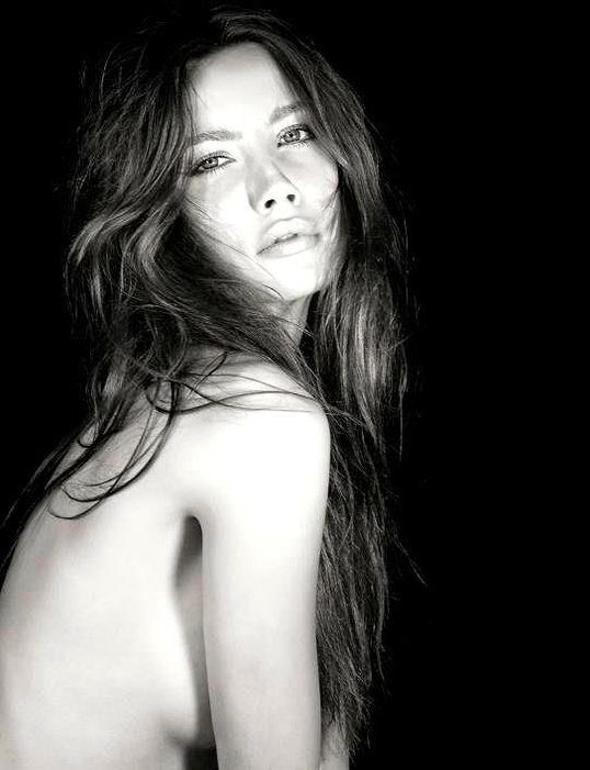 Ester Sátorová nude. Photo - 55