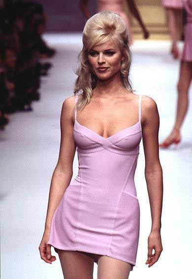 Eva Herzigová nude. Photo - 74