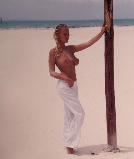 Zuzana Belohorcová nude. Photo - 9