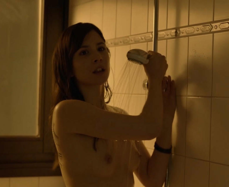 Aylin Tezel nude. Photo - 5