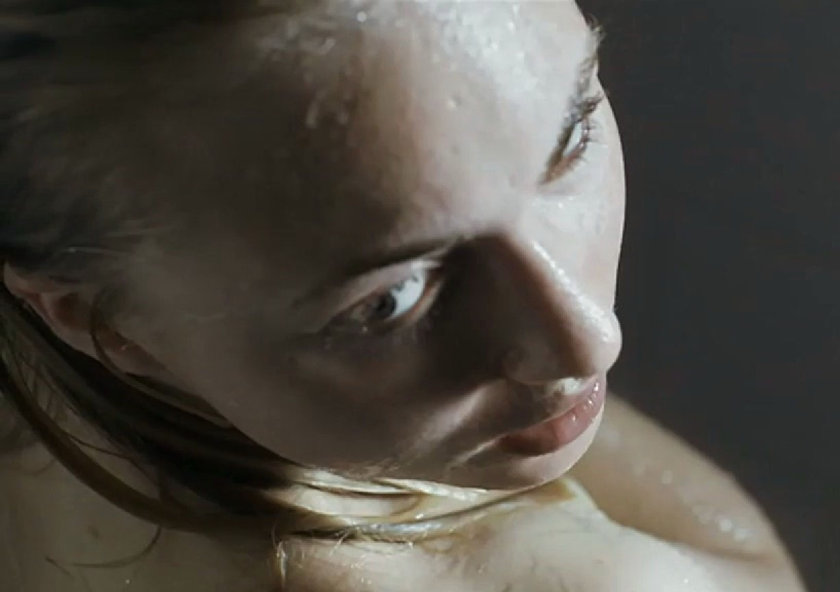 Elisa Schlott nude. Photo - 8