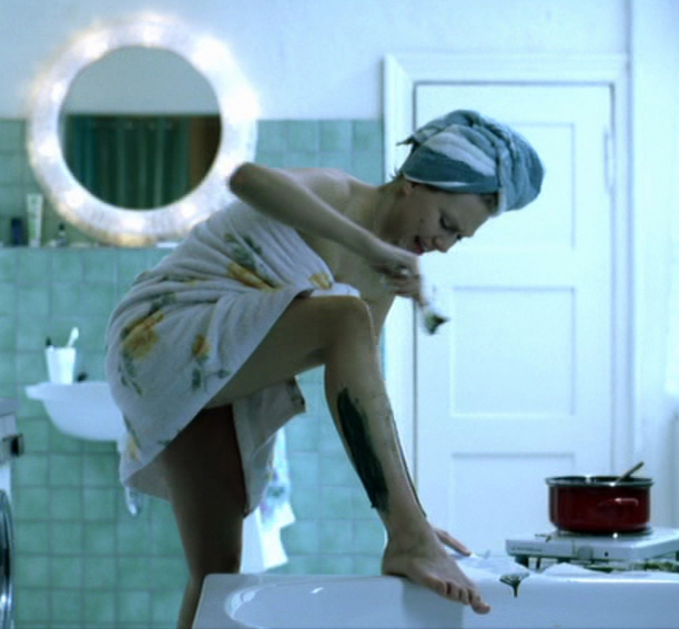 Gruschenka Stevens nude. Photo - 7