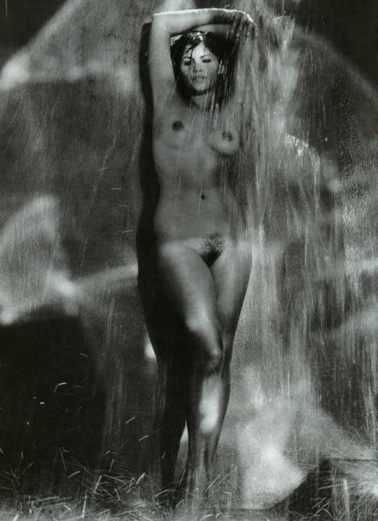 Mandala Tayde nude. Photo - 9