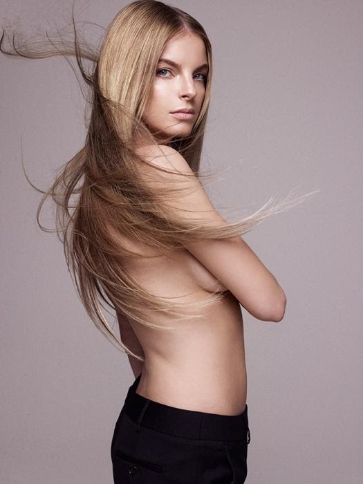 Yvonne Catterfeld nude. Photo - 4