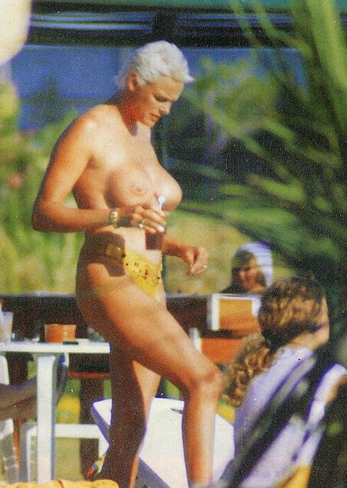 Brigitte Nielsen nude. Photo - 46
