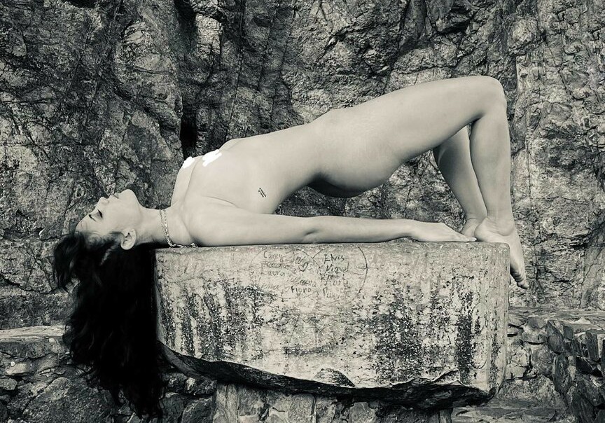 Gabriela Andrada nude. Photo - 16
