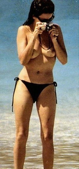 Penélope Cruz nude. Photo - 12