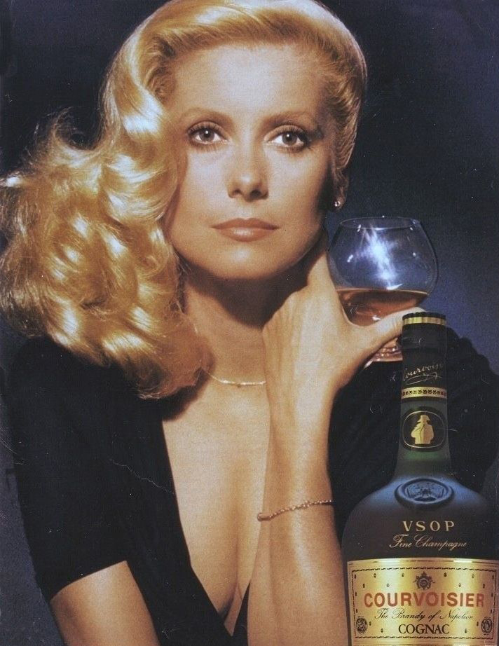 Catherine Deneuve nude. Photo - 16