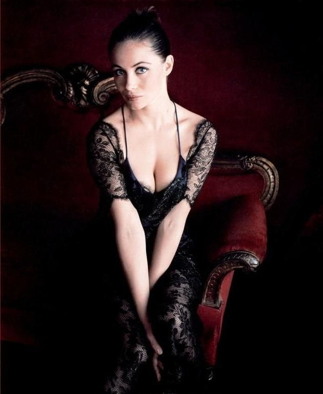 Emmanuelle Beart nude. Photo - 37