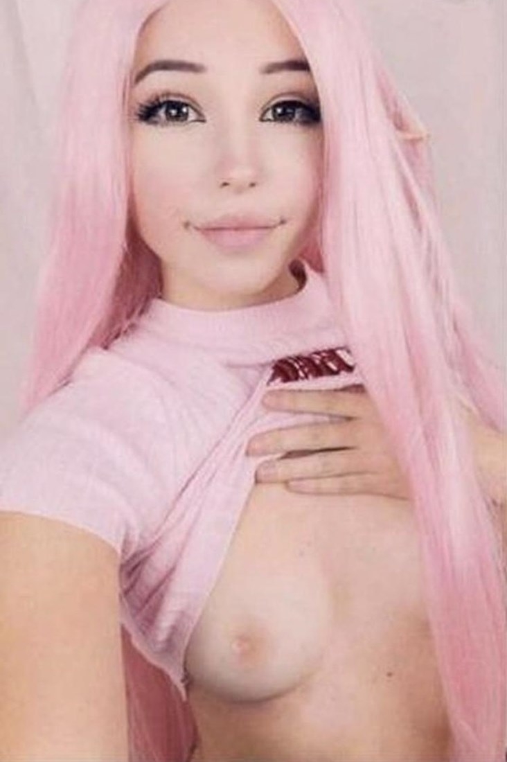 Belle Delphine nude. Photo - 27