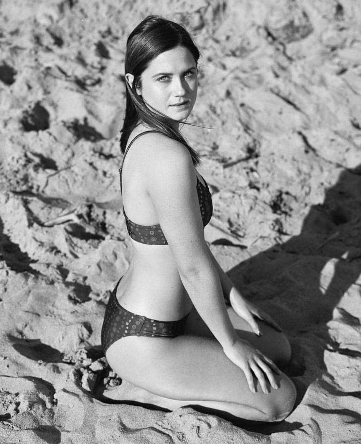 Bonnie Wright nude. Photo - 4