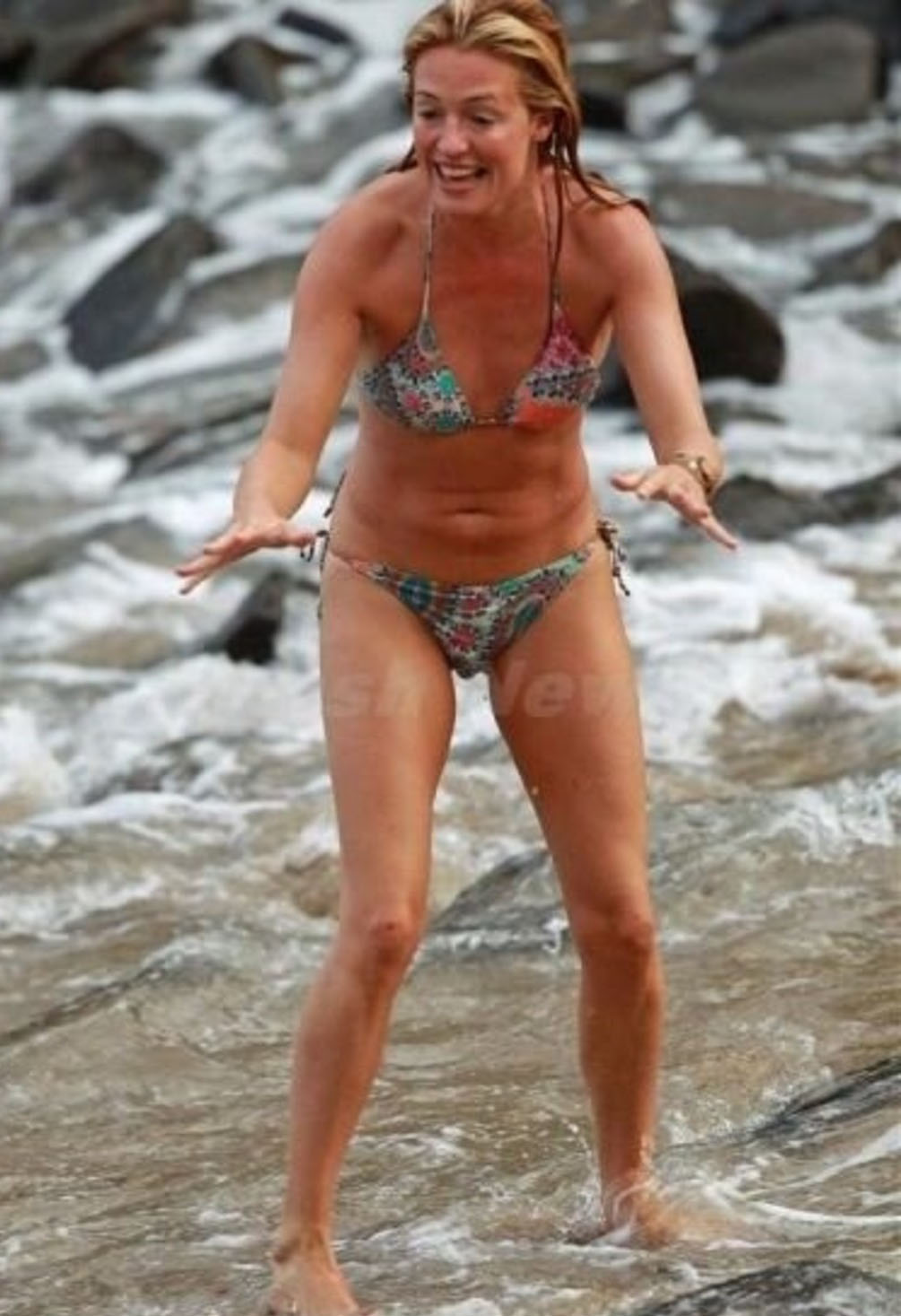 Cat Deeley nude. Photo - 8