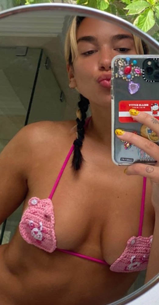 Dua Lipa nude. Photo - 9
