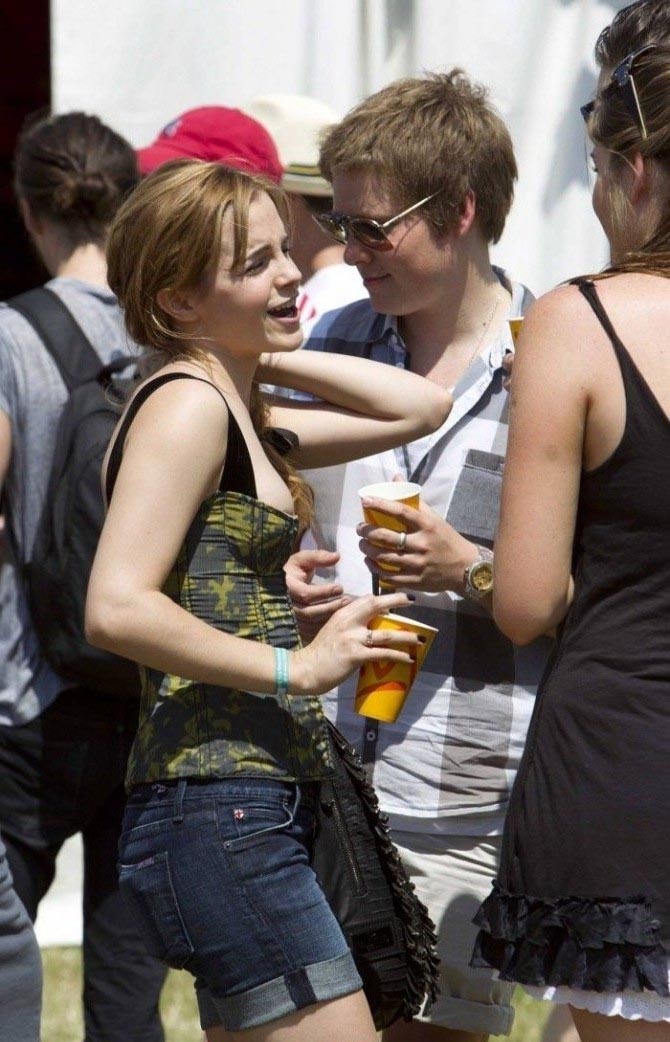 Emma Watson nude. Photo - 11
