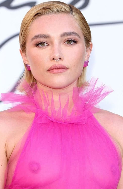 Florence Pugh nude. Photo - 6