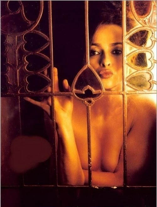 Helena Bonham Carter nude. Photo - 6