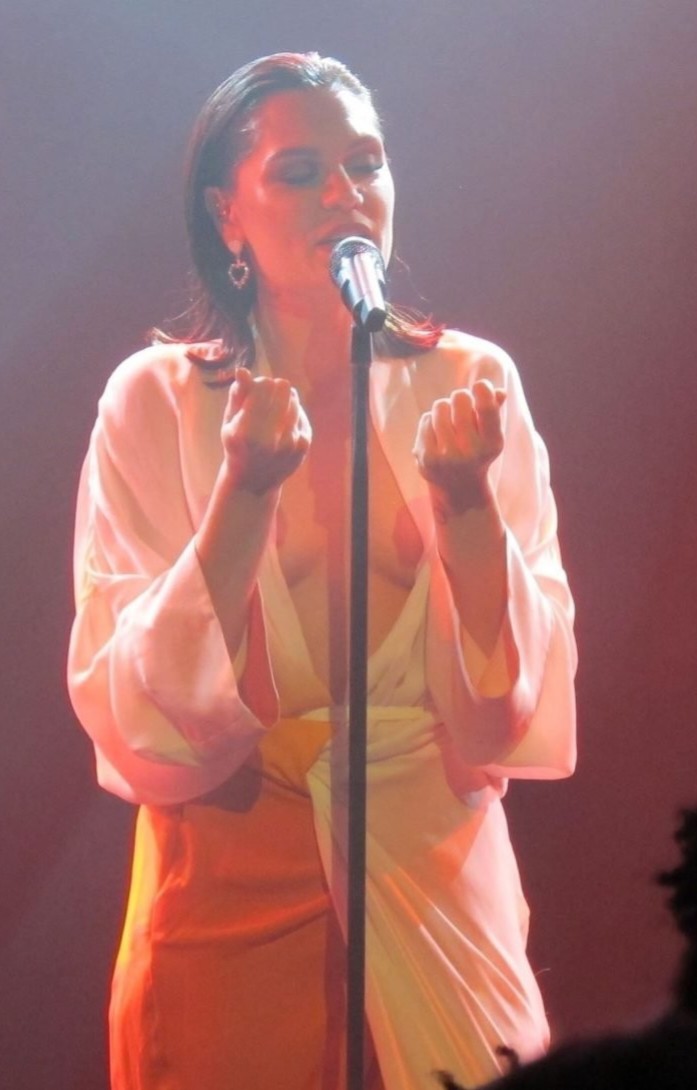 Jessie J nude. Photo - 14