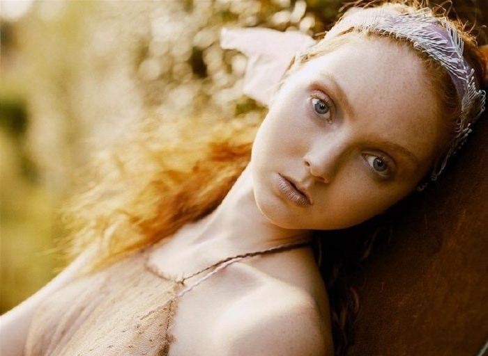Lily Cole nude. Photo - 5