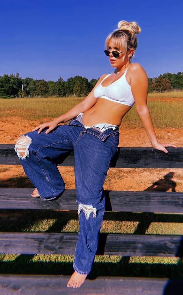 Millie Bobby Brown nude. Photo - 14