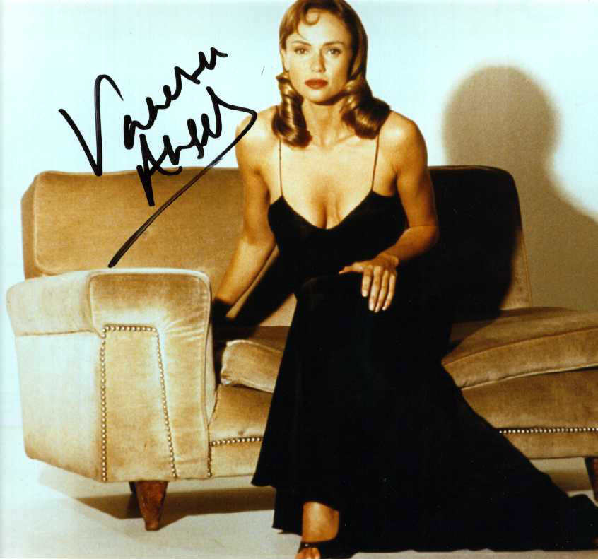 Vanessa Angel nude. Photo - 2