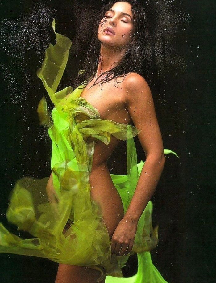 Monica Bellucci nude. Photo - 64