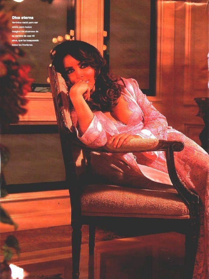 Verónica Castro nude. Photo - 9