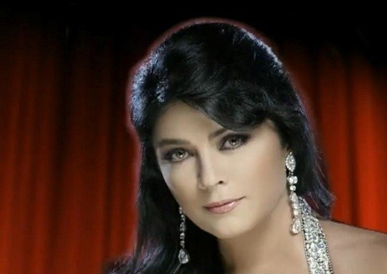 Victoria Ruffo nude. Photo - 3