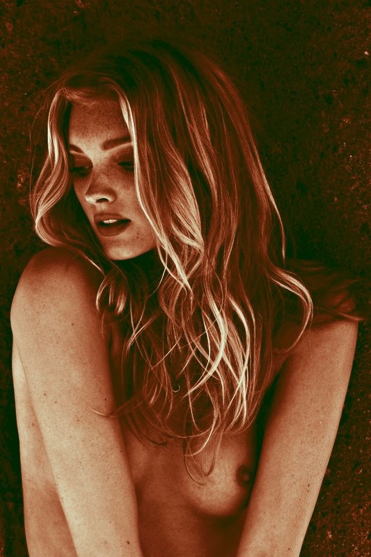 Elsa Hosk nude. Photo - 43