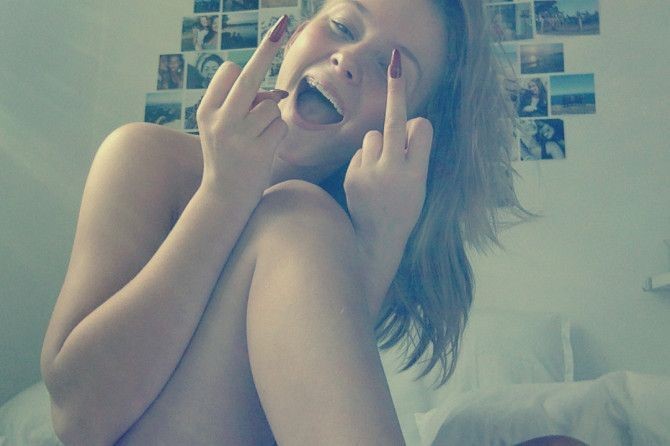 Zara Larsson nude. Photo - 13
