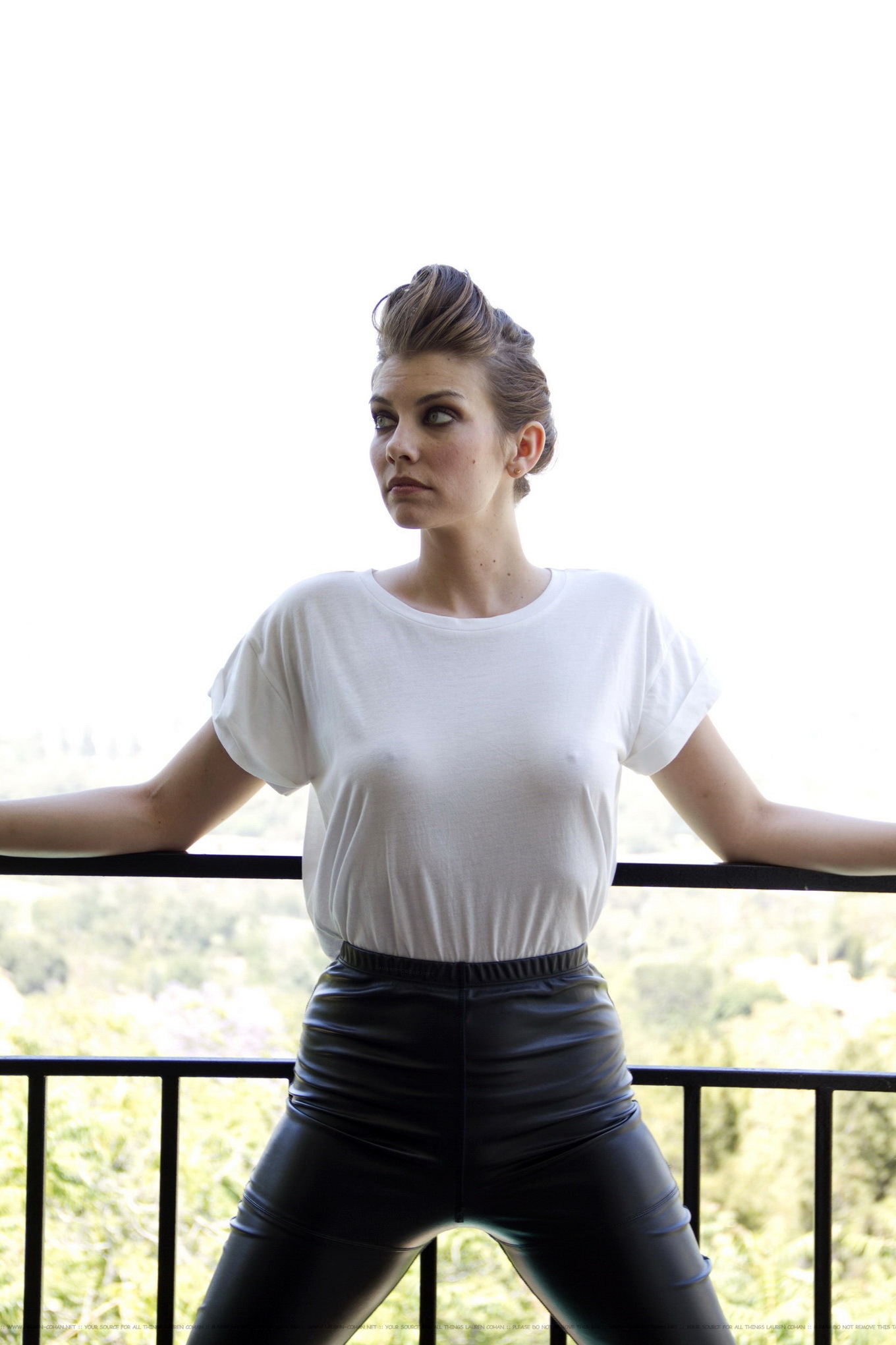 Lauren Cohan nude. Photo - 17