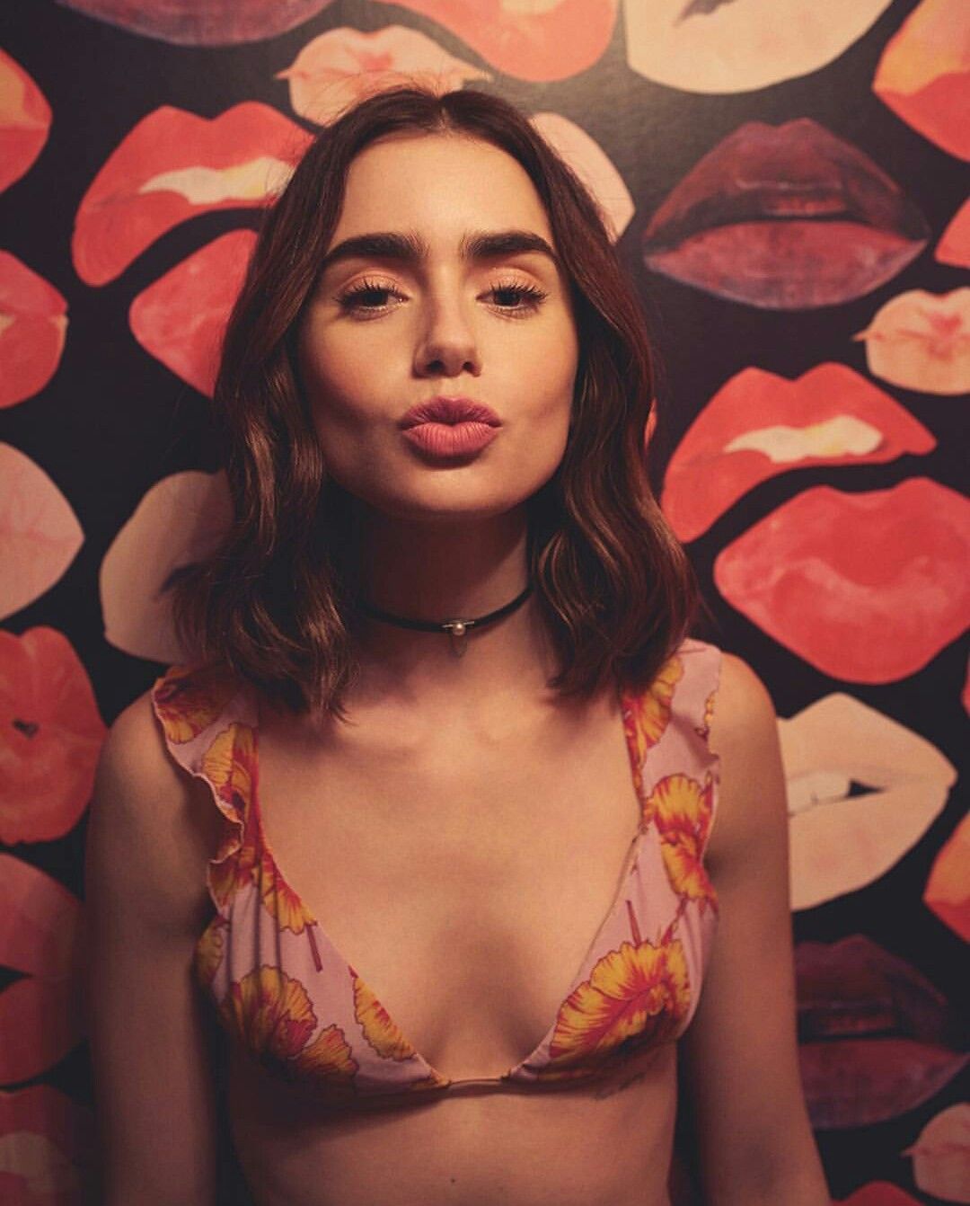 Lily Collins nude. Photo - 6