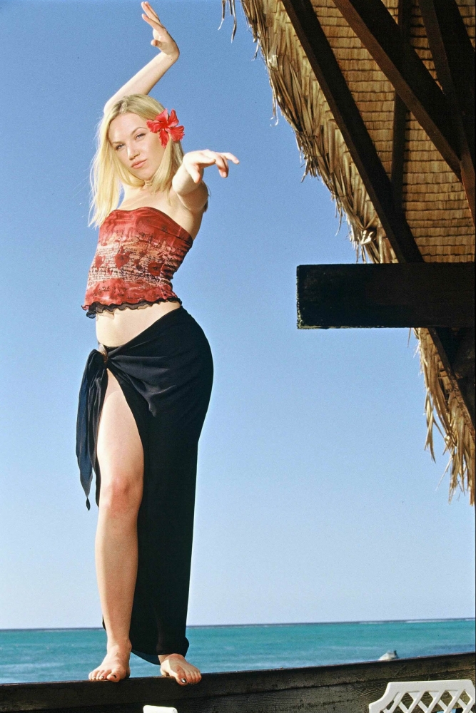 Adrienne Frantz nude. Photo - 8