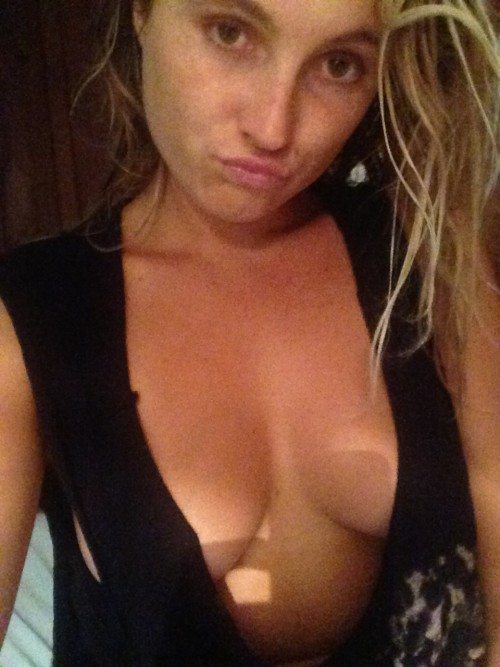 Alana Blanchard nude. Photo - 7