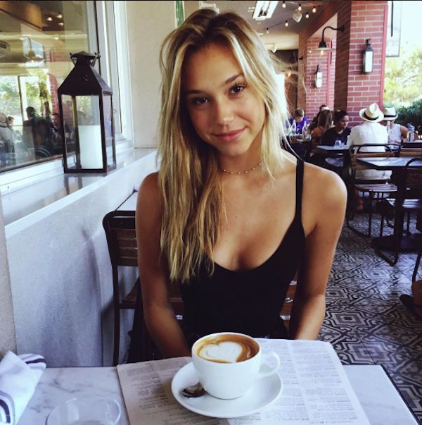 Alexis Ren nude. Photo - 112