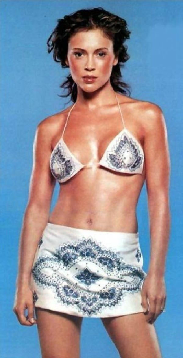 Alyssa Milano nude. Photo - 45