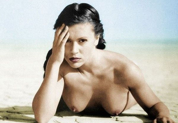 Alyssa Milano nude. Photo - 7