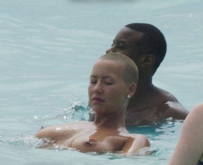 Amber Rose nude. Photo - 8