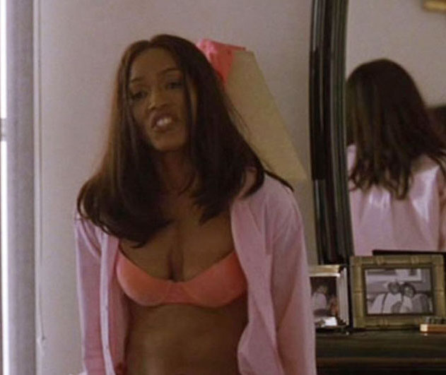 Angela Bassett nude. Photo - 3