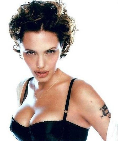 Angelina Jolie nude. Photo - 25