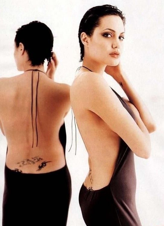 Angelina Jolie nude. Photo - 36