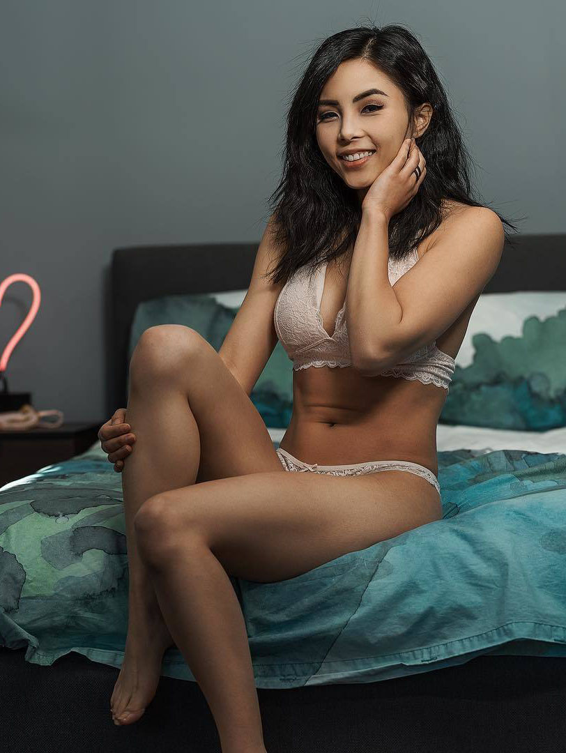 Anna Akana nude. Photo - 18
