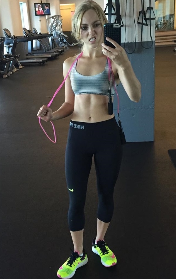 AnnaSophia Robb nude. Photo - 2