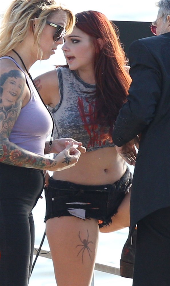 Ariel Winter nude. Photo - 70
