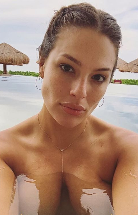 Ashley Graham nude. Photo - 111